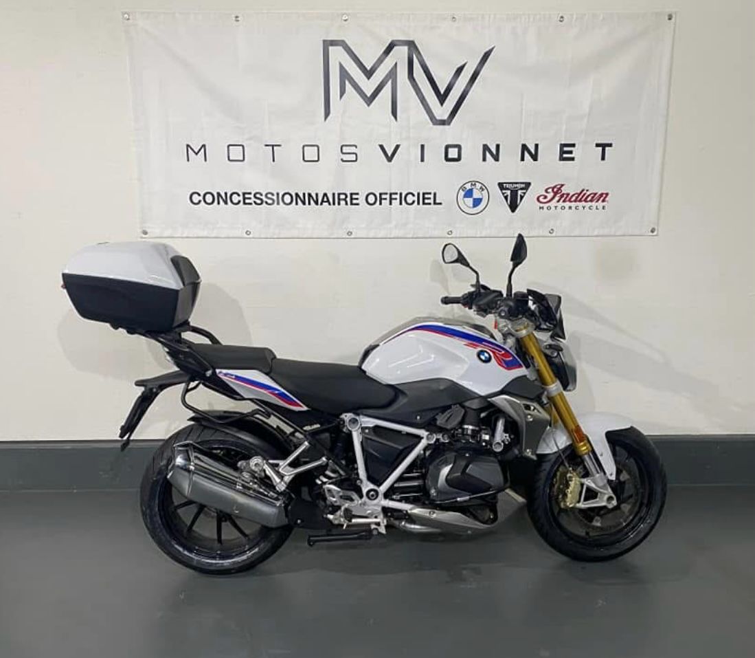 Moto 8
